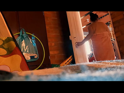 ❤️ Ујак ме прати под тушем, јебе ме док се туширам. ❌ Супер порно ат порн sr.superpornpics.ru ❤